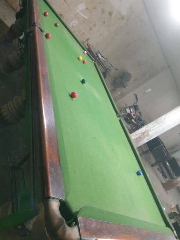 snooker table 5/10 2