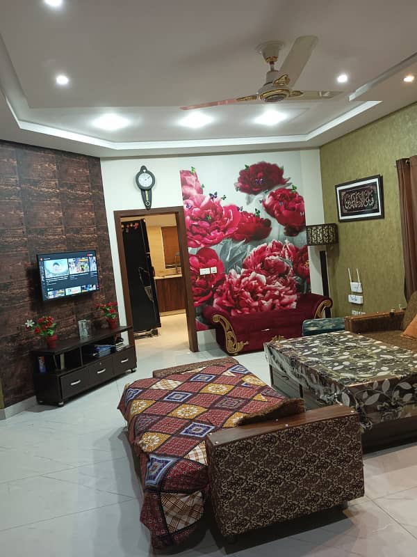 10 Marla self build house for sale in overseas A block Bahria town lahore 1