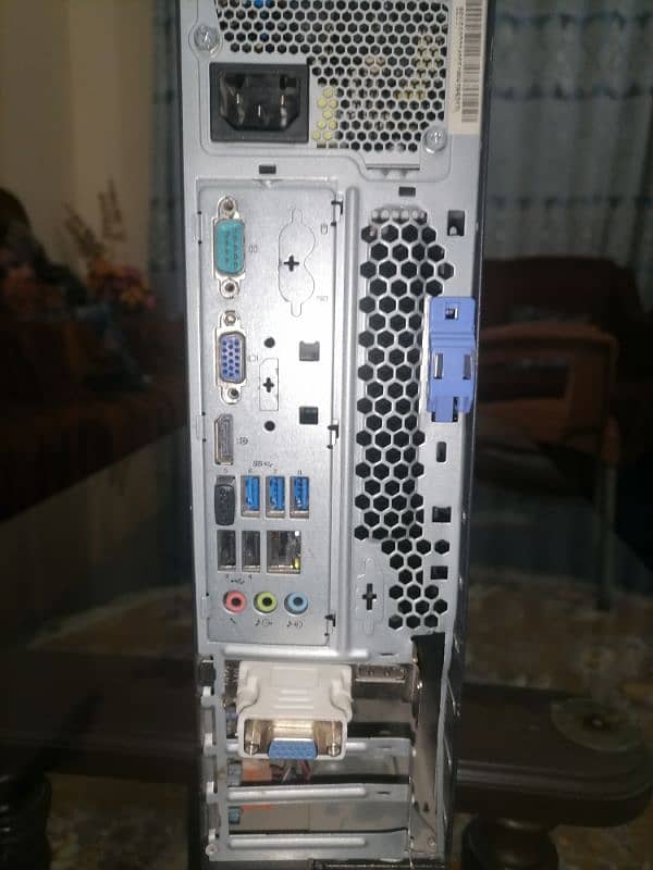 Lenovo desktop pc 6gb ram 2gb graphics window 10 installed 4