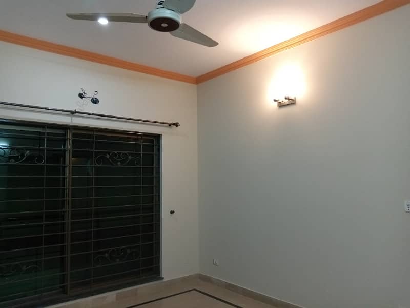 10 MARLA LIKE A NEW CONDITION EXCELLENT GOOD UPPER PORTION HOUSE FOR RENT IN N BLOCK IZMIR TOWN LAHORE 9