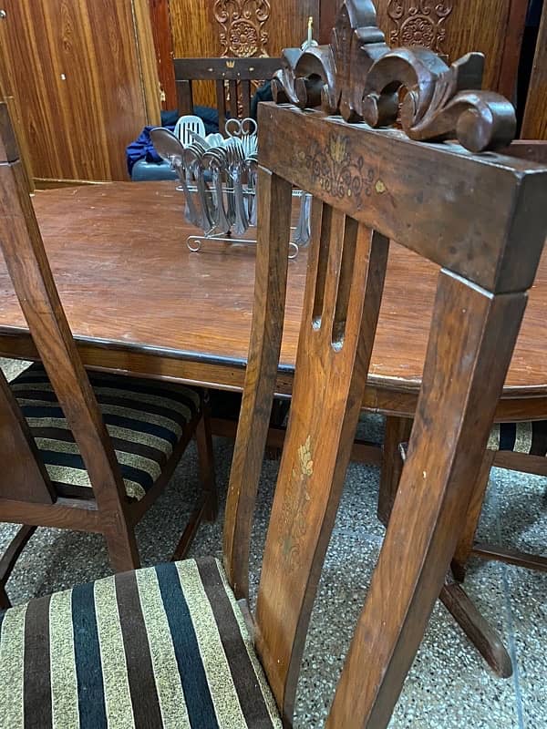 dining chairs and dining table 2