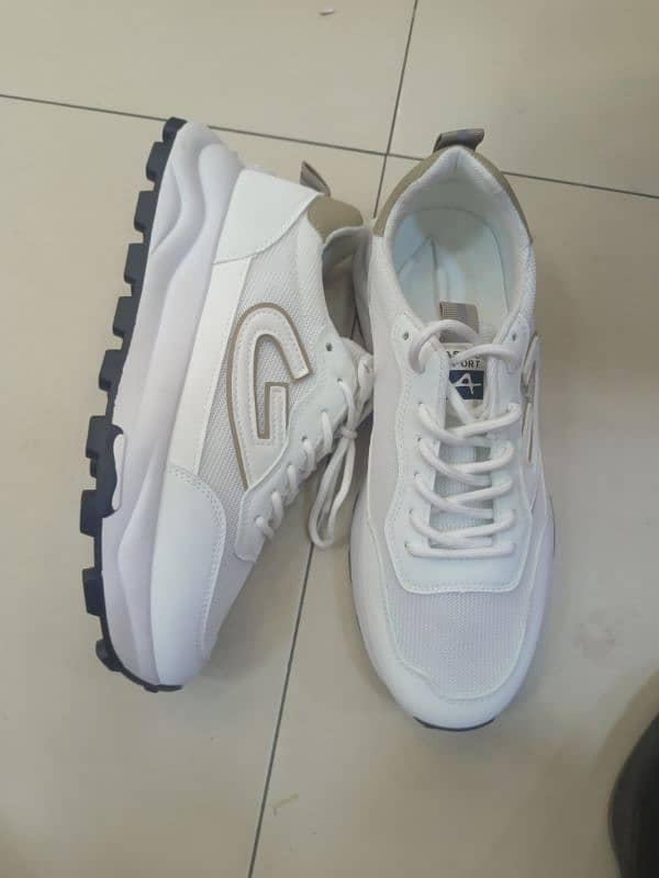 white jogger for sale 42 size 1