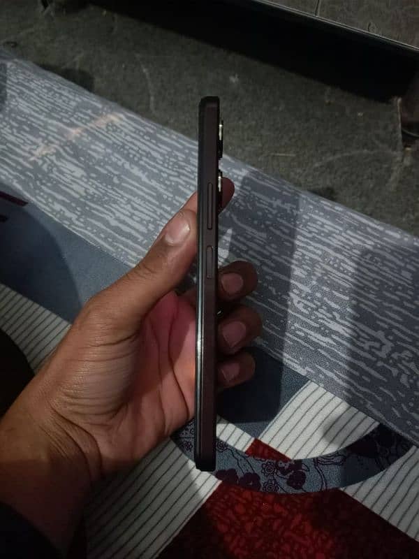 vivo y18 lush condition sirf 25din use howa ha 3