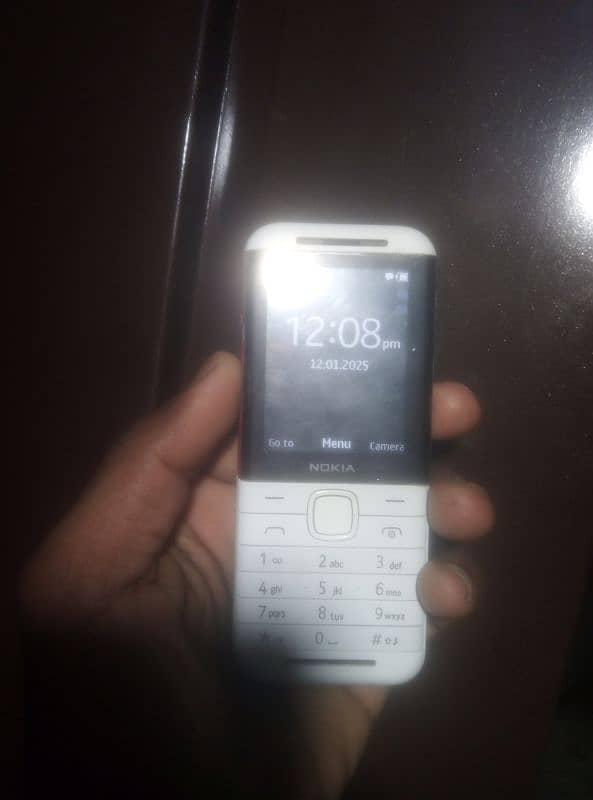 Nokia phone best condition only phone and charger 3