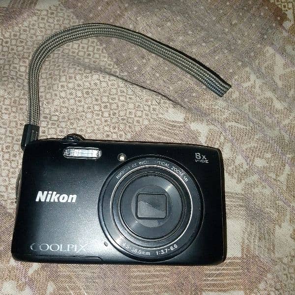 NIKON CAMERA COPLIXS3600 1