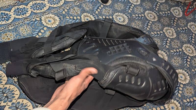 body armor excellent condition 3