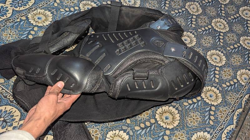 body armor excellent condition 4