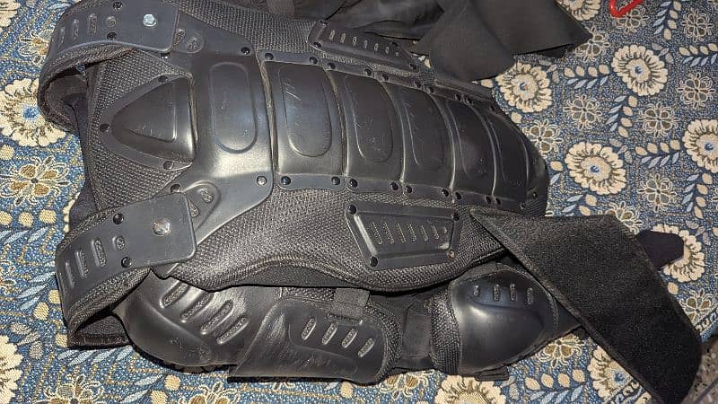 body armor excellent condition 7