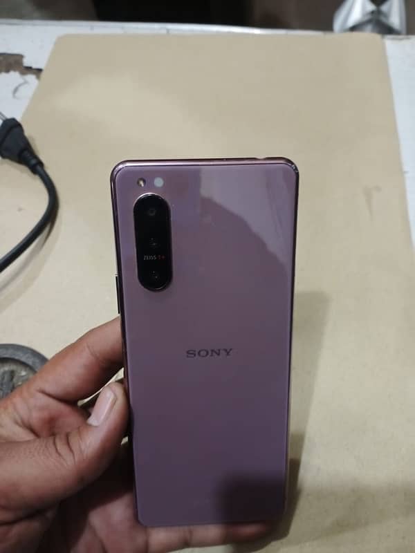 Sony xperia 5 mark 2 1