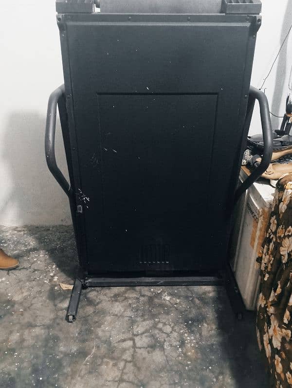 treadmill for sale urgent 1