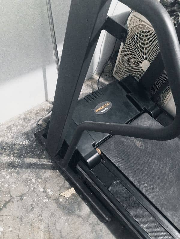 treadmill for sale urgent 2