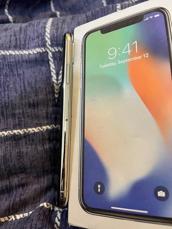 iphone x 64gb pta approved 1