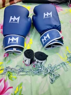 HM boxing kit. just bought it. never used.