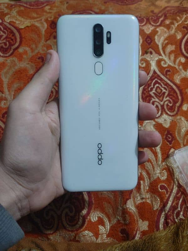 Oppo A5 2020 4