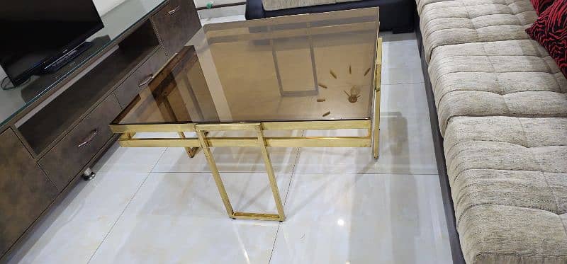 Center table Brass made 3