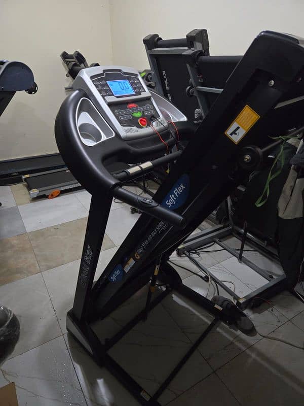 treadmils. (0309 5885468). ellapticals. spin bikes. gym cycles 1