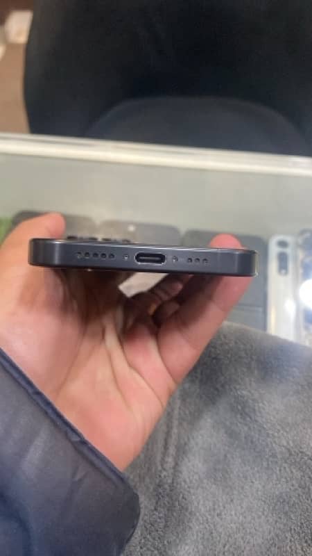 iphone 15 pro 256gb 2