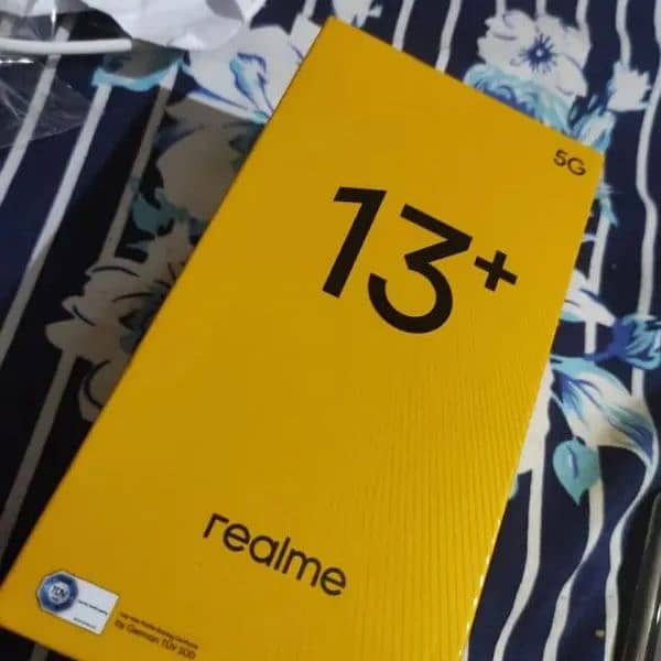 realme 13 plus 1