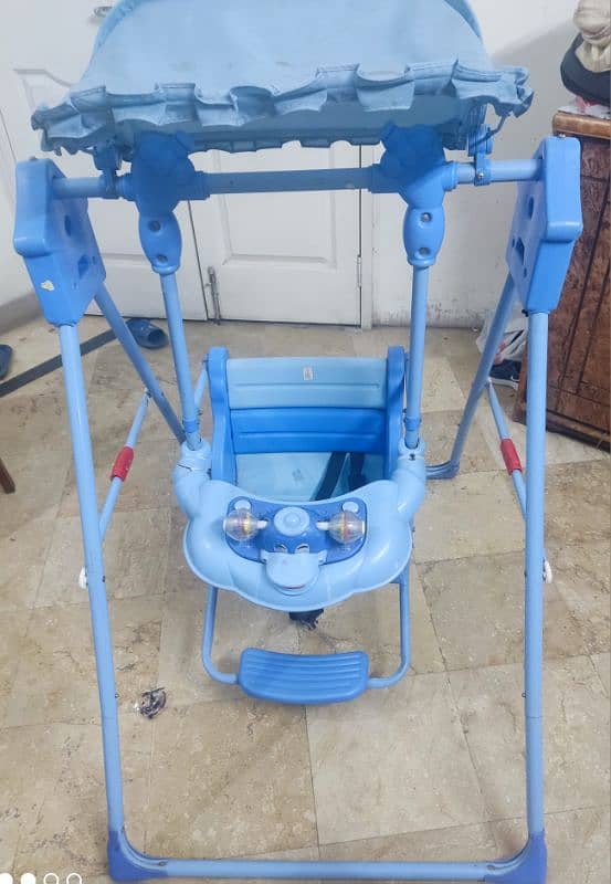 Baby swing used but in good condition. 0