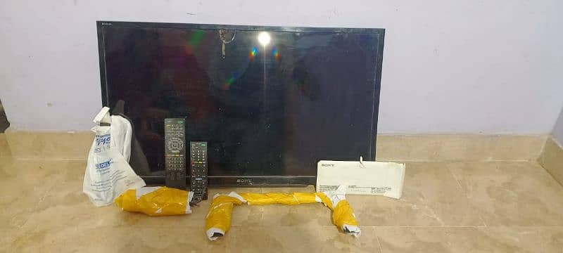 SONY Bravia Model R30c LED 32" All Accessories For sale 03.4. 5.3030800 6