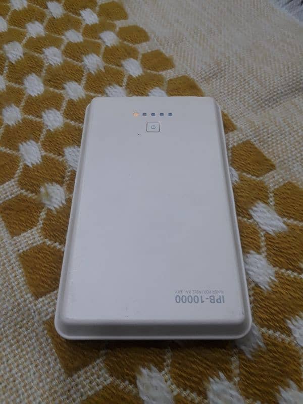 Irvier Power Bank 10000mah 2