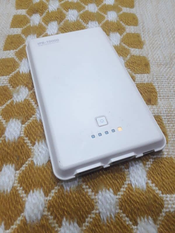 Irvier Power Bank 10000mah 3