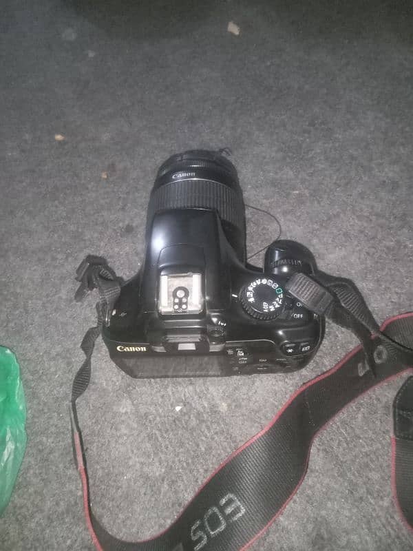 Canon d,1100 and 32GB cart 0