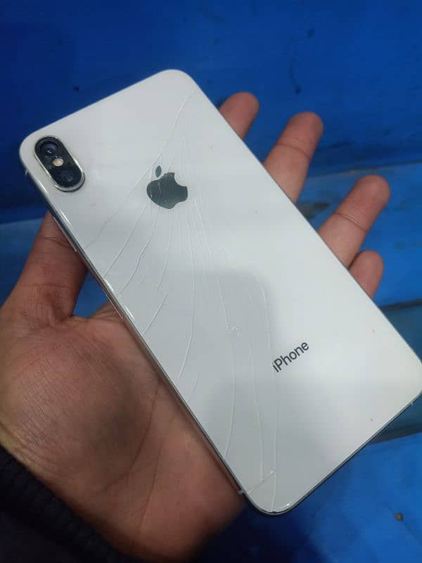 iPhone xs max 64gb non pta factory unlock 3