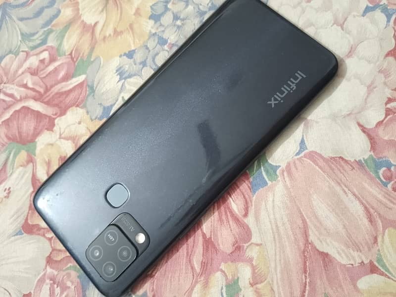 infinix hot 10s 10/10 coundition with full box and accessories 3