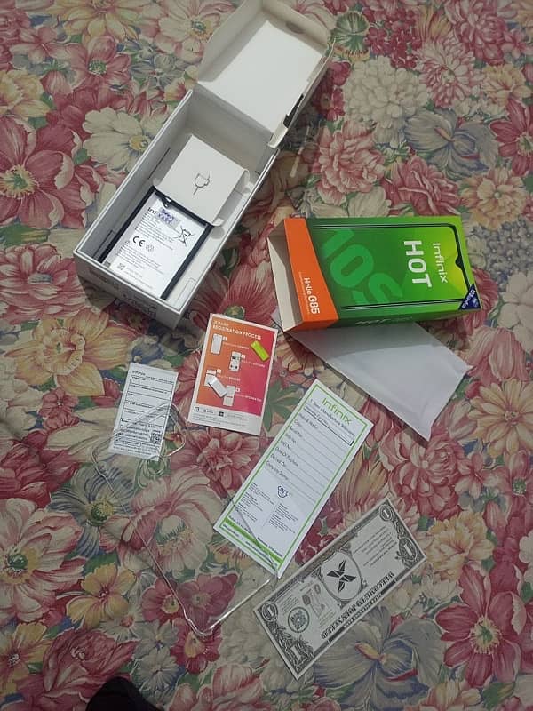 infinix hot 10s 10/10 coundition with full box and accessories 12