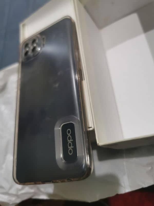 oppo f17 Pro 8/128 1