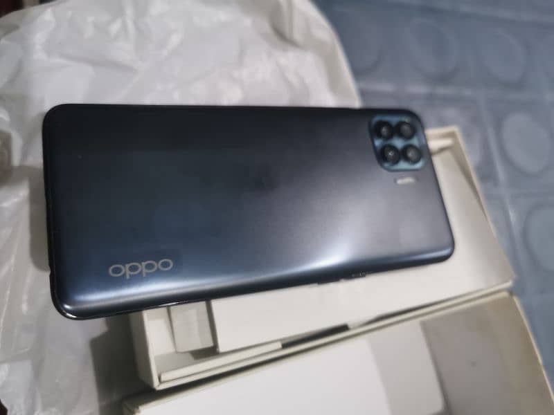 oppo f17 Pro 8/128 3