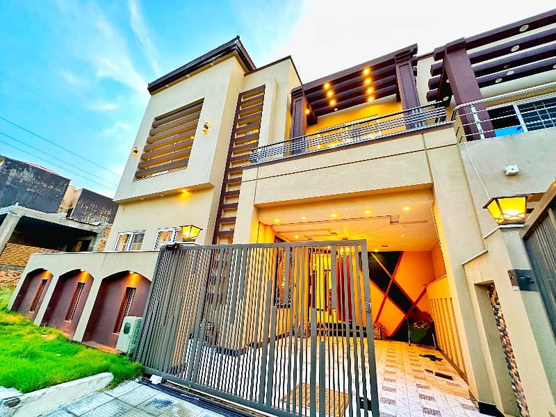 7 Marla Modern House Available For Rent 0