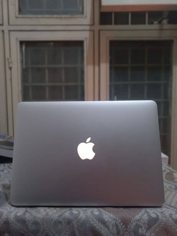 MACBOOK PRO EARLY 2013 13 INCHES 0