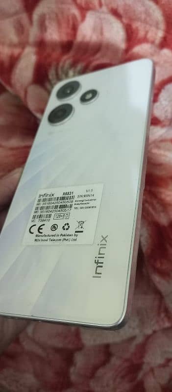 Infinix hot 30 10/10  condition 12gb/128gb. . 6