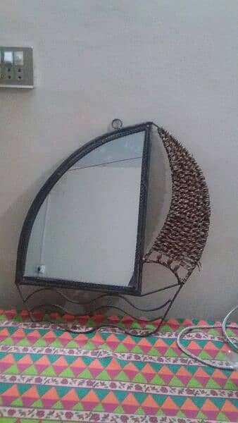 antique style mirror 3