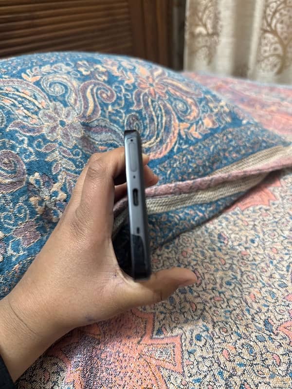 oppo reno 12 f for sale only 85000 4