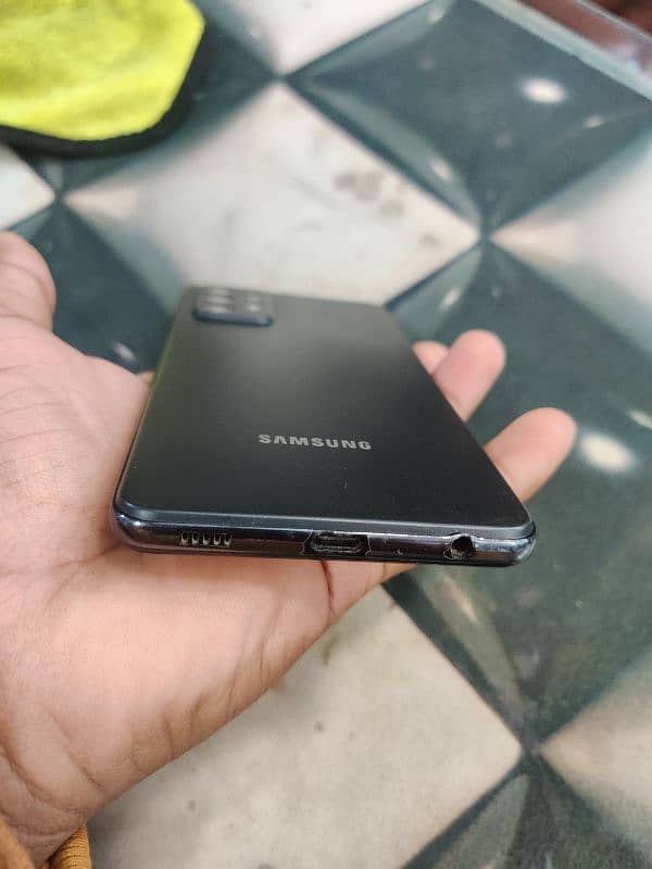 samsung a72 side 8/10 full box 8/128 3