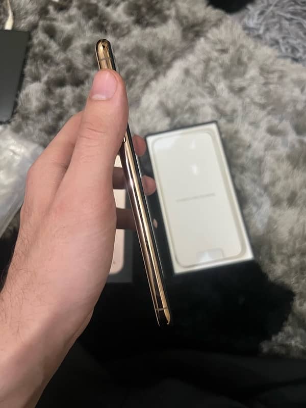 iPhone 11 Pro max pta approved 3