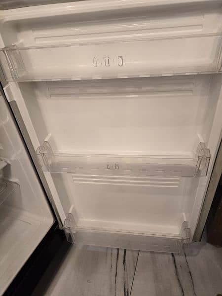 PEL FRIDGE 18CFT 3