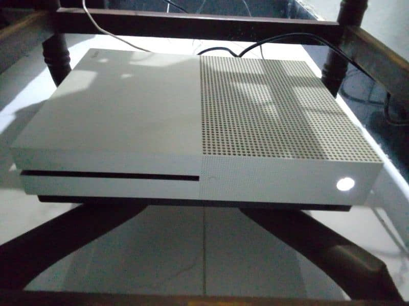 Xbox One S (Please Read Full Description) 0