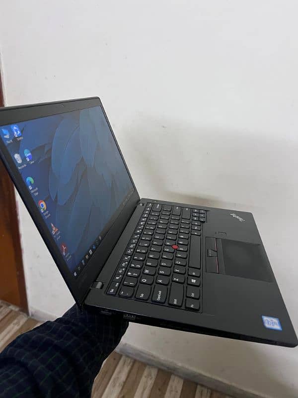 I am selling lenvo Thinkpad 3