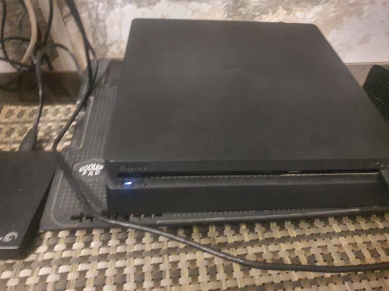 ps4 used 500 gb 10 9 condition with box 0