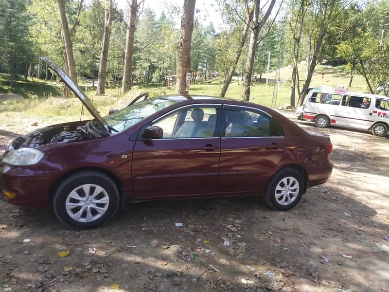 Toyota Corolla SE Saloon 2005 3