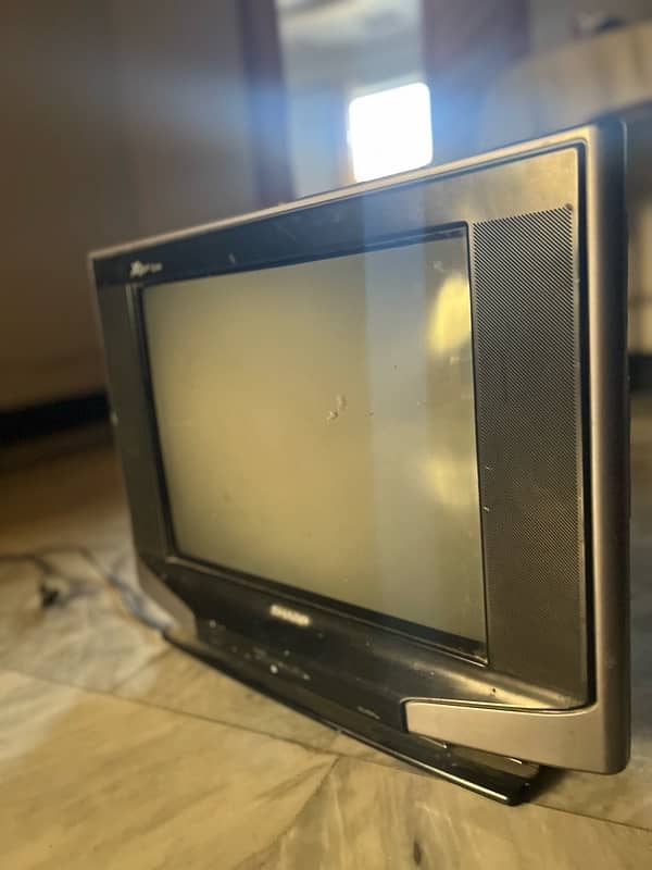 sharp slim TV 1