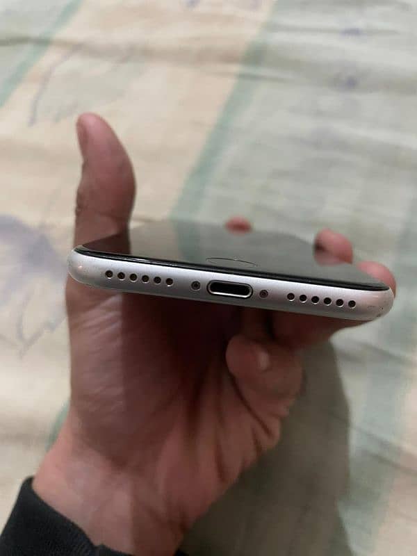 iphone SE 2nd generation non pta/jv for sale in hyderabad 4