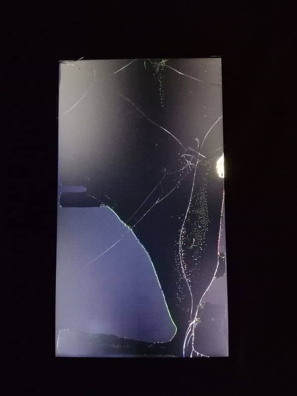 LG mobile pannel damage 1