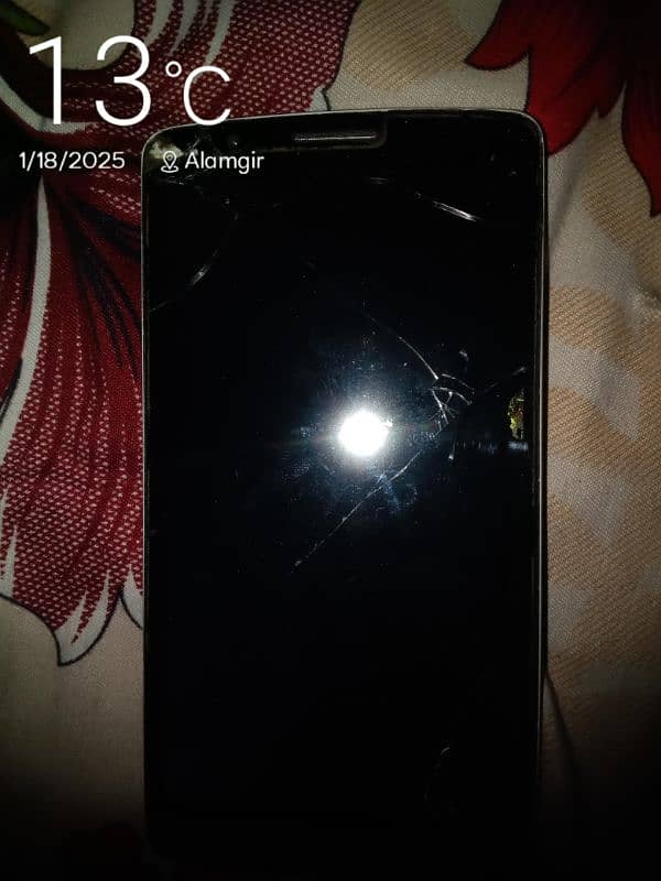 LG mobile pannel damage 3