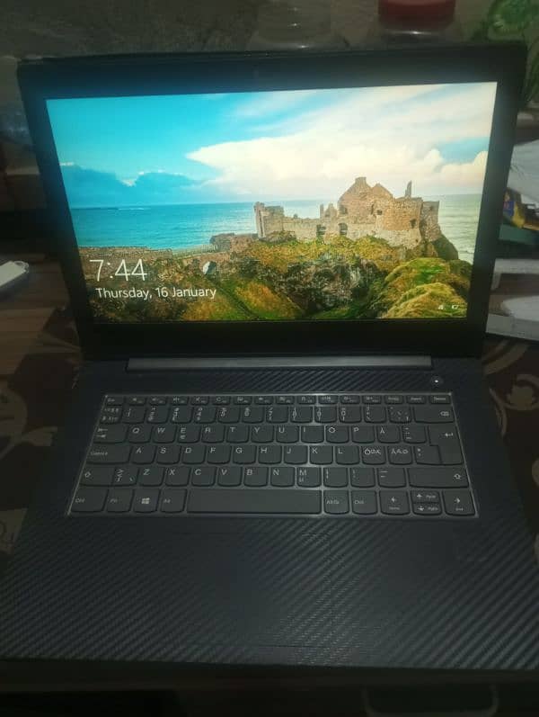 Lenovo V330 14 0