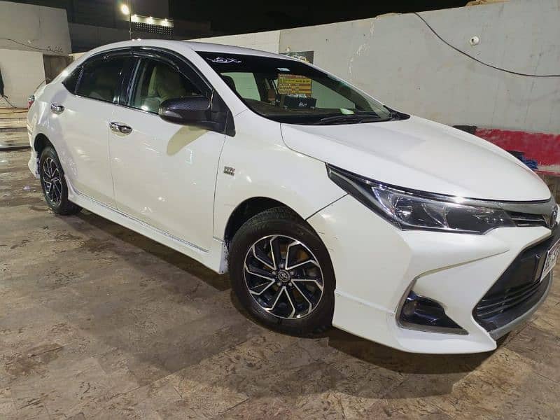 Toyota Corolla GLI 2016 13